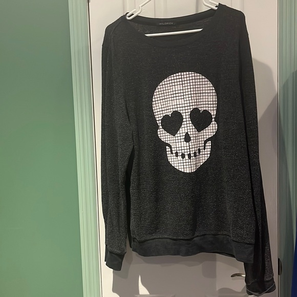 Wildfox Tops - Grey wildfox long sleeve